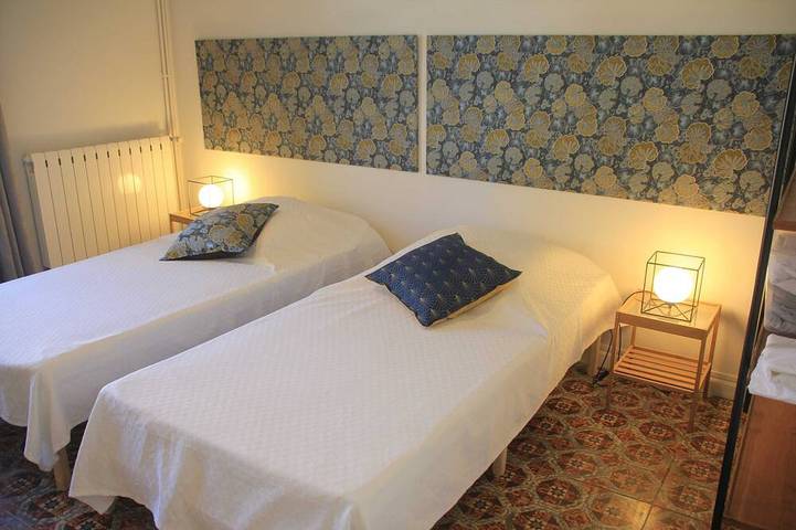 Location de vacances pour 13 personnes, avec balcon à Gabian - 2