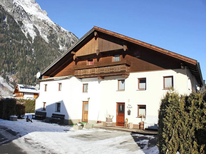 Ferienhaus für 6 Personen, mit Garten, kinderfreundlich in Längenfeld