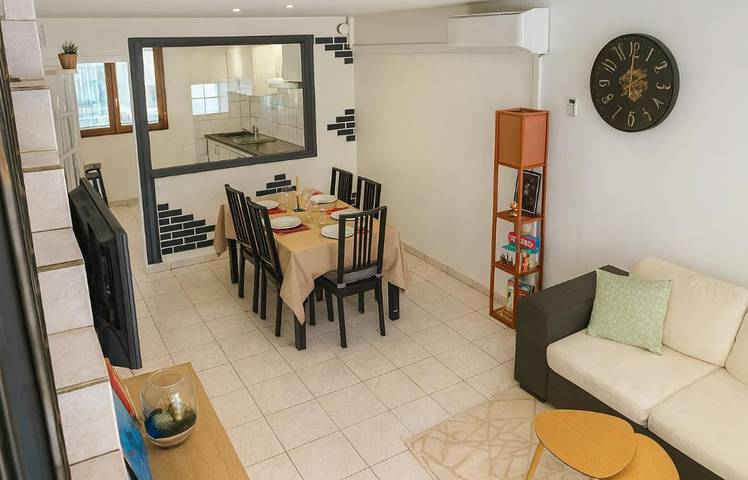 Appartement de vacances pour 8 personnes, avec terrasse, animaux acceptés