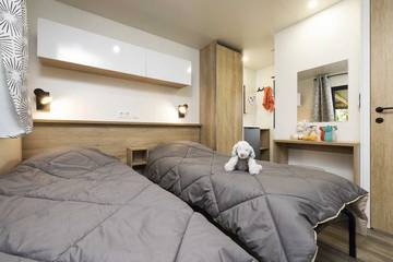 Camping pour 4 Personnes dans Lamothe-Fénelon, Lot, Photo 3