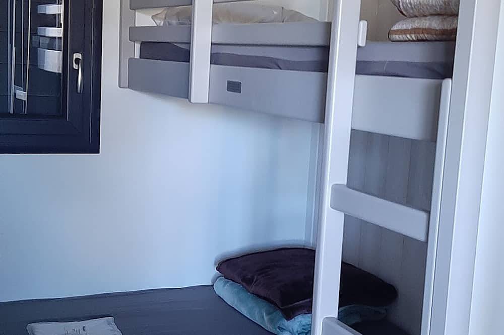 Chalet 3 hab. con piscina climatizada, cerca del Golfo de Morbihan, ideal para vacaciones naturales in Marzan, Côte des Mégalithes