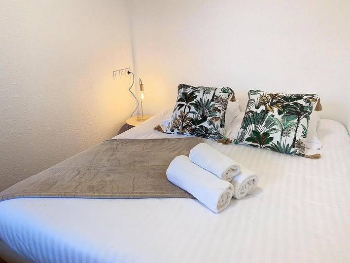 Gîte pour 2 personnes, avec jardin et vue, animaux acceptés dans Plage du Chay - 2