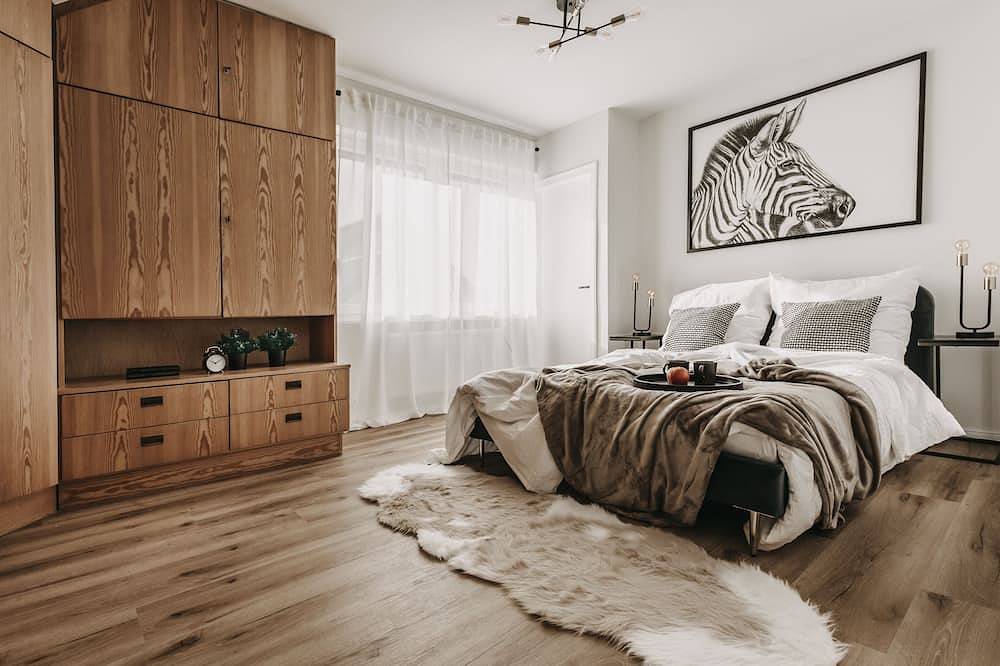 Ganze Wohnung, Perfekt für Urlaub mit Freunden: Ferienwohnung mit Sauna, Kamin und Spielen in Plettenberg, Märkischer Kreis
