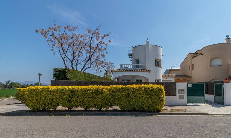 Casa La Barca - A/A, wifi, barbacoa, garaje, piscina privada, 200 m de la playa in San Pedro Pescador, Alt Empordà