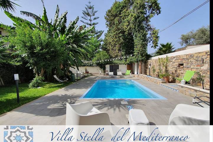 Villa pour 6 personnes, avec jardin et jacuzzi, animaux acceptés à Palerme