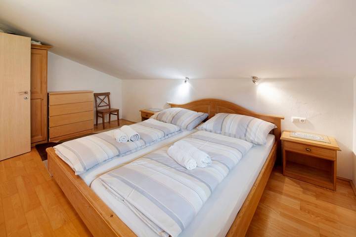 Ganze Wohnung, "Haus Lowe Appartement 2 Stock Nr 5" mit Bergblick in Filzmoos, Tennengau