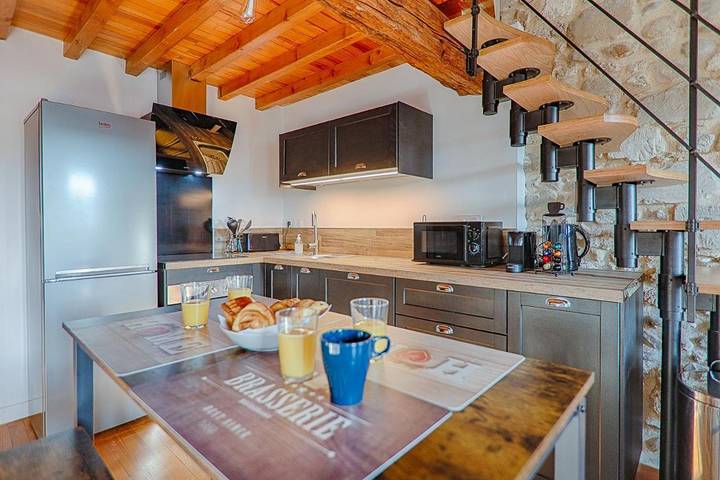 Gîte pour 8 personnes, avec vue à Romans-sur-Isère - 4