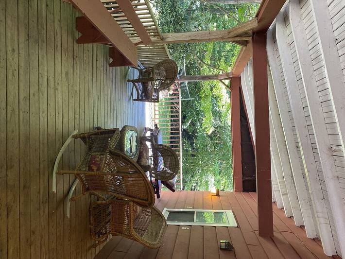 Vacation home for 30 people, with yard in Pocono Mountains