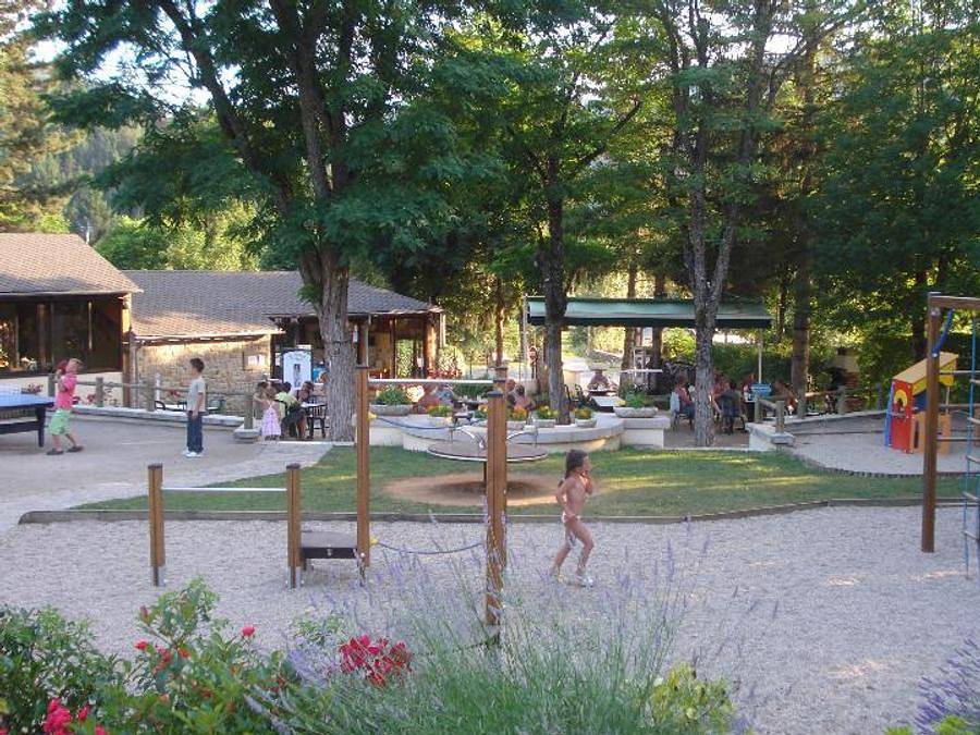 Camping Le Jardin des Cévennes - Bungalow de lona 5 personas - mobi-tente Tithome domingo 4/5 pers in Meyrueis, Cevenas