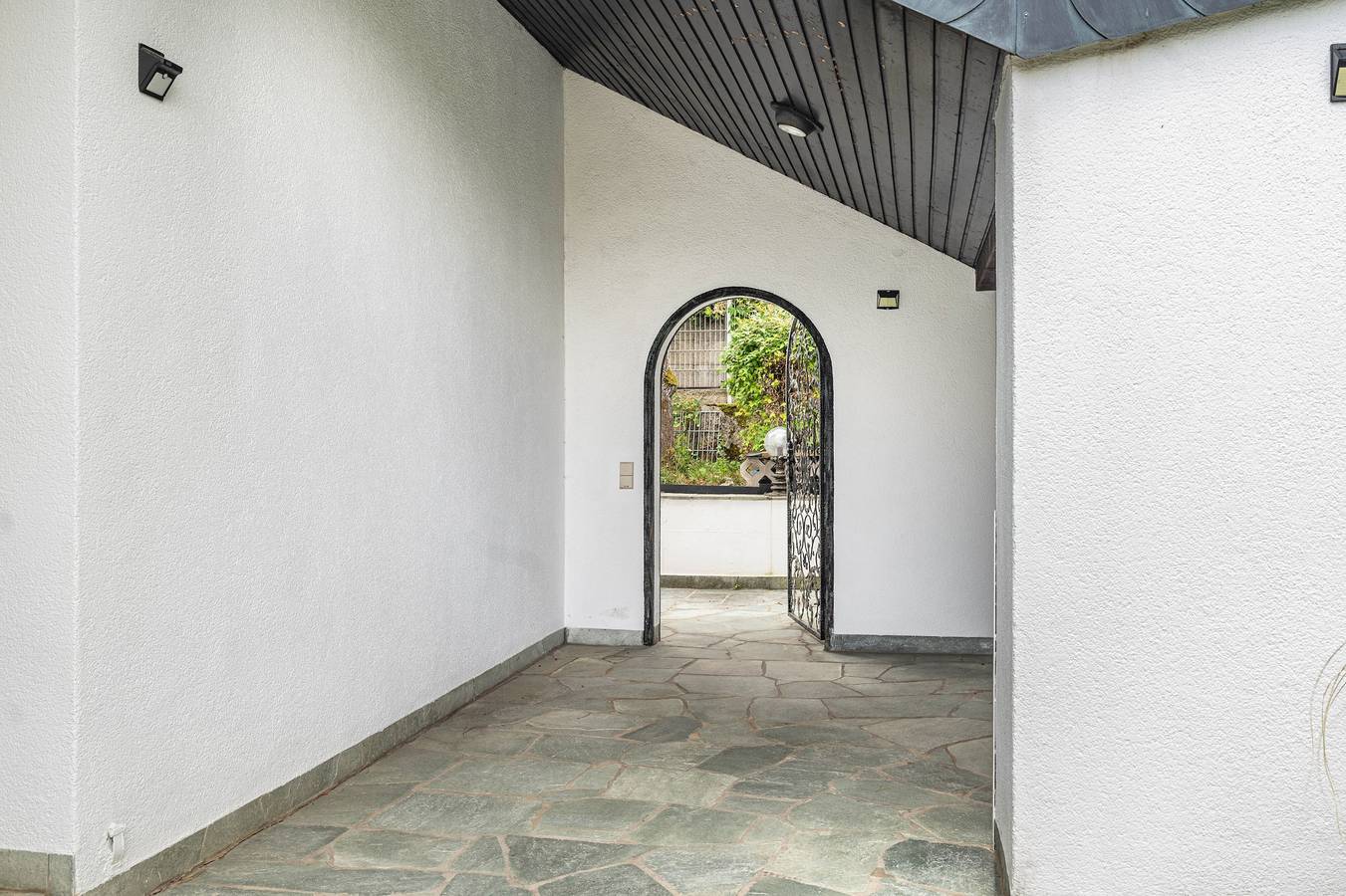 Garden Apartment in Dream Location with Wi-Fi and Terrace in Neckarbischofsheim, Kraichgau