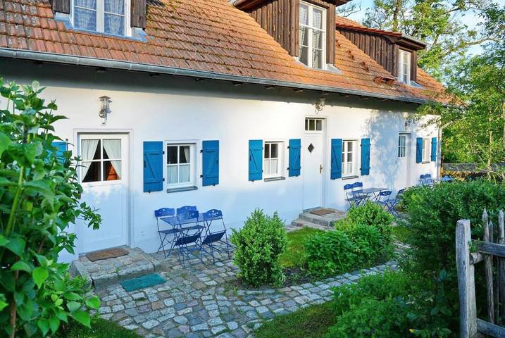 Ferienwohnung für 5 Personen, mit Terrasse und Garten in Kratzeburg - 4