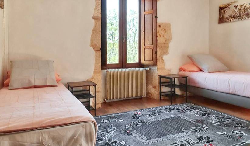 Location de vacances pour 6 personnes, avec balcon et piscine à Puy-l'Évêque - 4