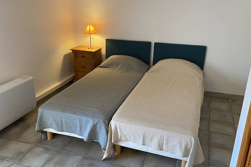 House for 12 people in Provence with private heated swimming pool in Beaumes-de-Venise, Vaucluse