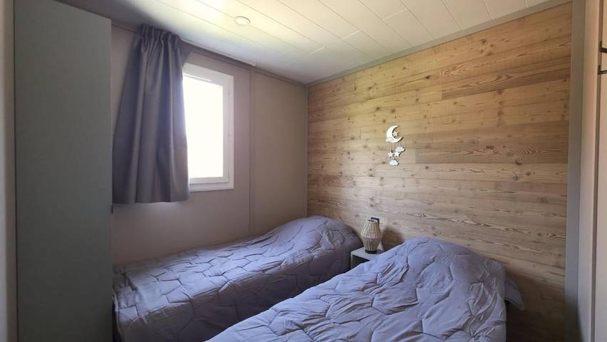Location de vacances pour 6 personnes, avec vue sur le lac et jardin ainsi que piscine et vue à Thenon - 3