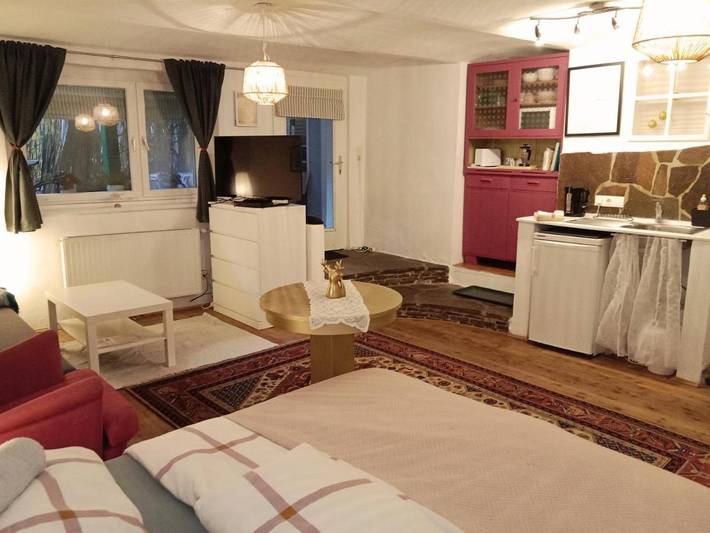 Ferienwohnung für 3 Personen, mit Terrasse und Garten
