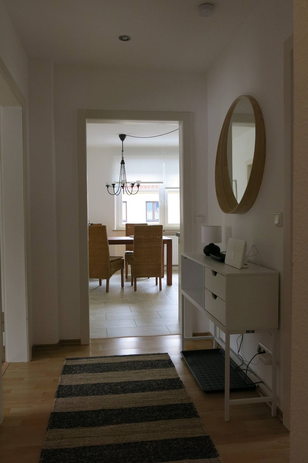 Ganze Wohnung, Ferienwohnung Arenz - Helle Ferienwohnung (54 qm) im Obergeschoss in Schweinfurt, Fränkisches Weinland