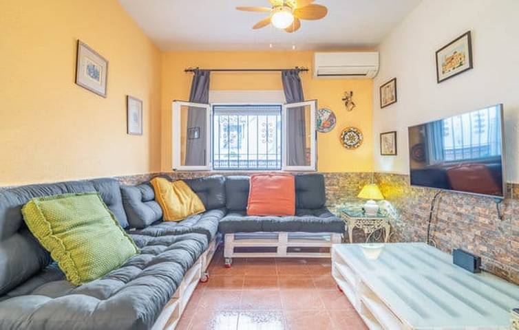 Ferienhaus "Casa Colibri 2 Beach" mit Gemeinschaftspool und WLAN in Rio Chillar, Nerja