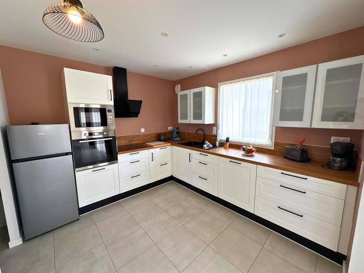 Location de vacances pour 4 personnes, avec Balcon ainsi que Terrasse et Jardin à Milizac - 3