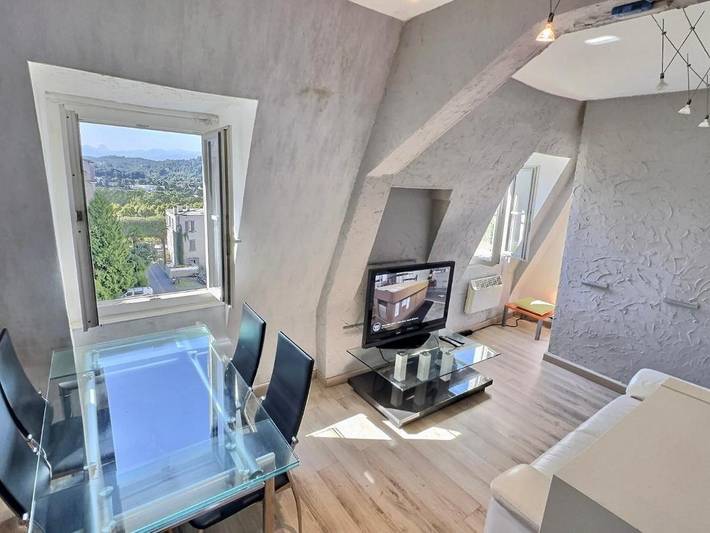 Gîte pour 3 personnes, avec Vue dans Office De Tourisme Pau Pyrenees