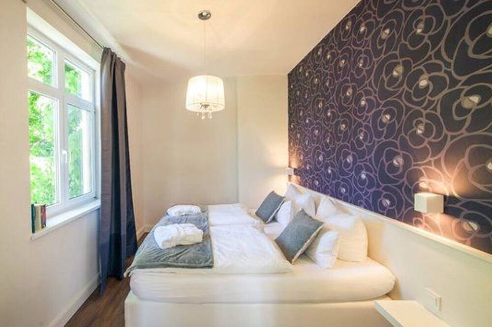 Entire apartment, 5. stylish blackberry - Krummin manor house Usedom in Krummin, Usedomer Norden