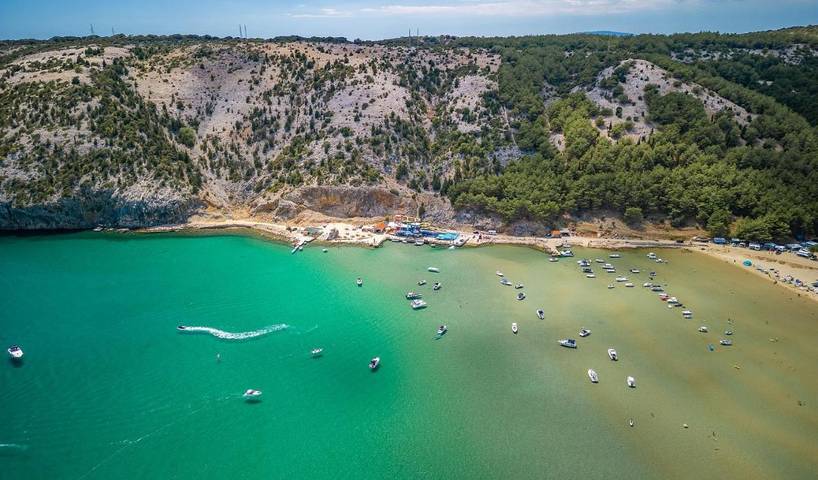 Camping pour 5 personnes, avec sauna ainsi que jacuzzi et terrasse dans Rab - 2