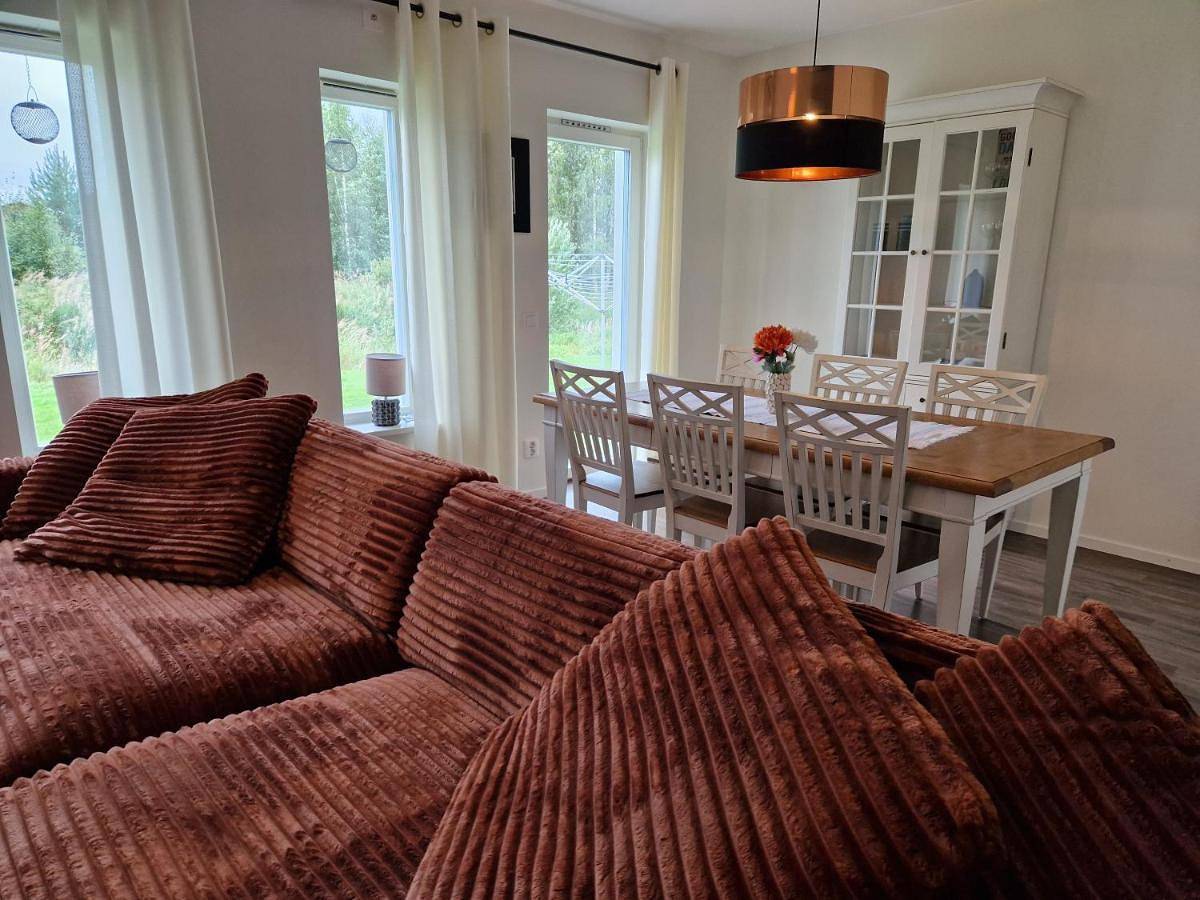 Hel lägenhet, Three-Bedroom Apartment in Pajala, Lappland