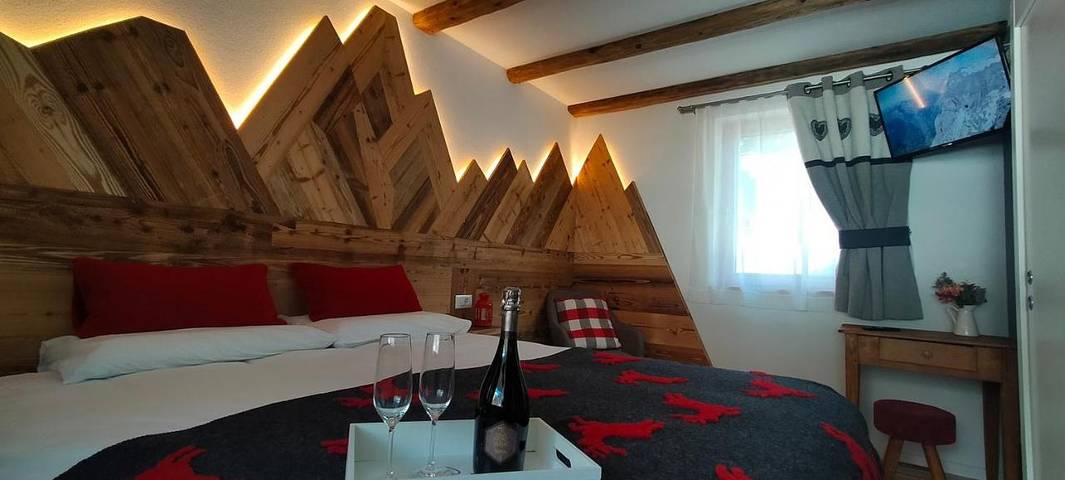 Chambre d’hôte pour 3 personnes, avec vue à Breuil-Cervinia - 3