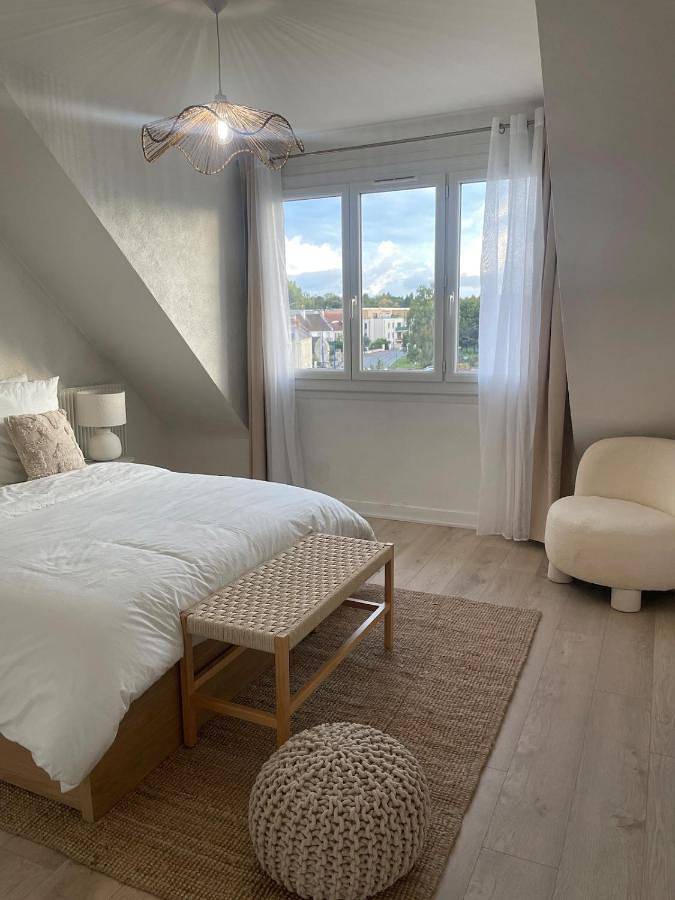 Appartement entier, One-Bedroom Apartment in Mondeville, Région de Caen