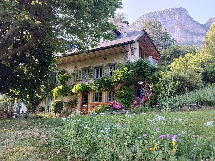 Gîte pour 3 personnes, avec Terrasse et Jardin