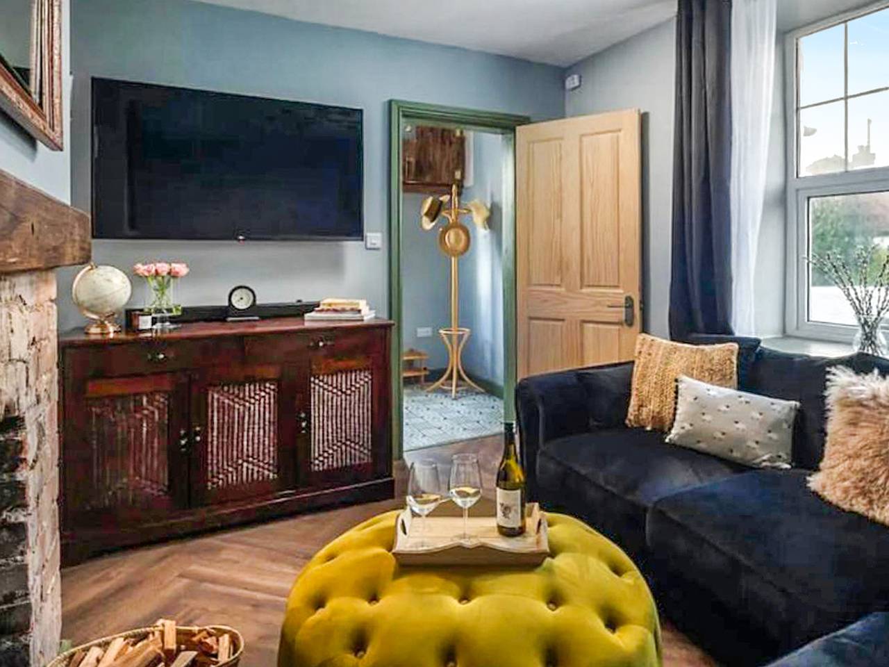 Glan Yr Afon in Conwy region