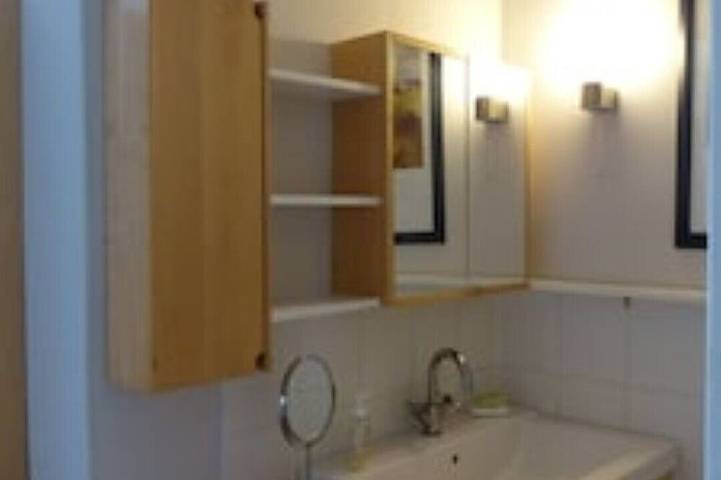 Ferienwohnung für 3 Personen, mit Terrasse und Garten in Naumburg - 2