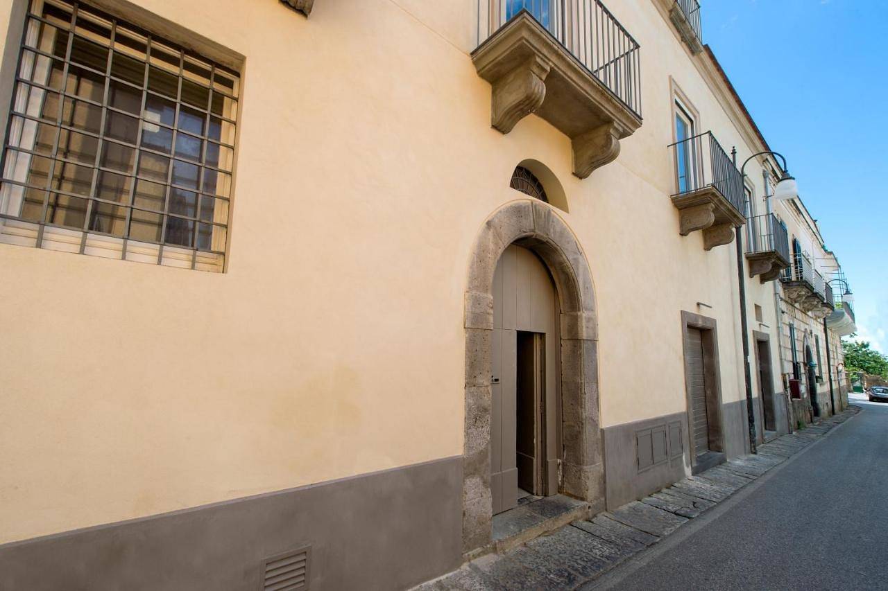 Apartment with Garden View in Sant'Agnello, Sorrento Coast