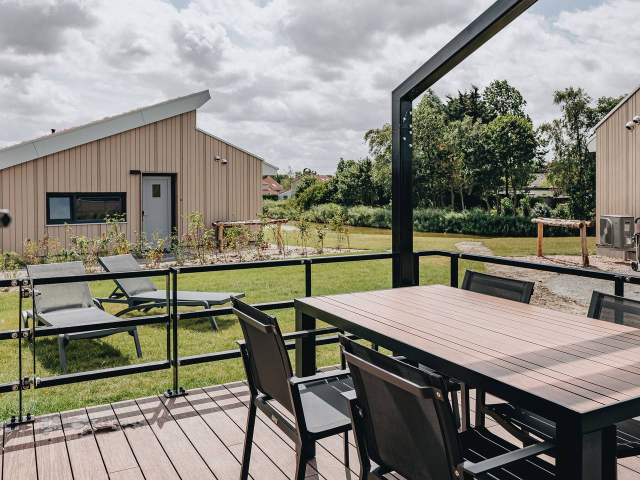 Haus mit privatem Innenpool in Verviers in Breskens, Zeeuwse Kust