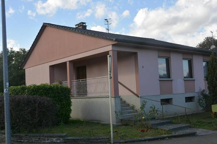 Location de vacances pour 4 personnes, avec Balcon et Terrasse ainsi que Jardin et Vue à Issenheim