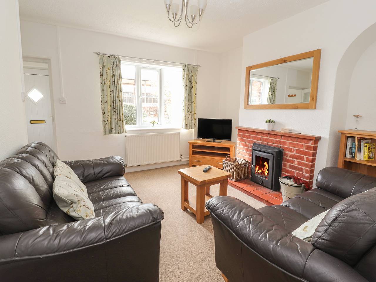 1 Organsdale Cottages in Delamere, Cheshire West and Chester