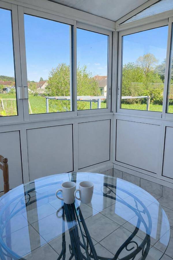 Three-Bedroom House in Noyers-sur-Cher, Région de Romorantin-Lanthenay