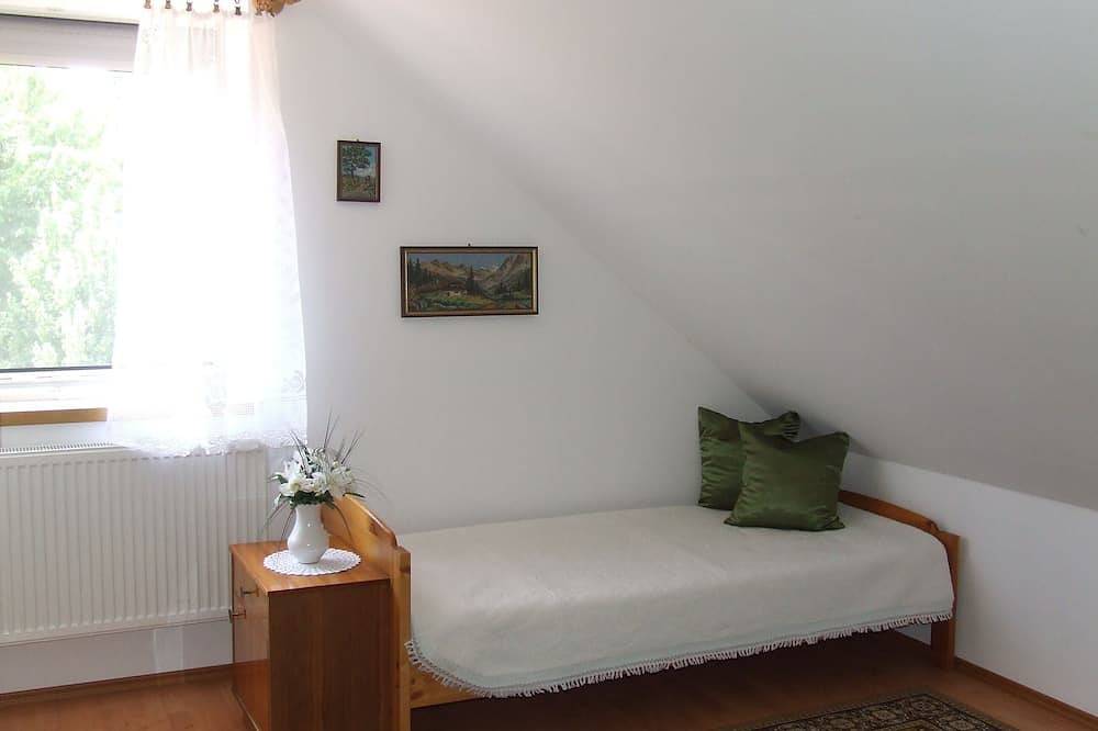 Well-kept apartment in Fonyod for 4-5 people within walking distance of the lake - new air conditioning in Fonyód, Southern Shore of Lake Balaton