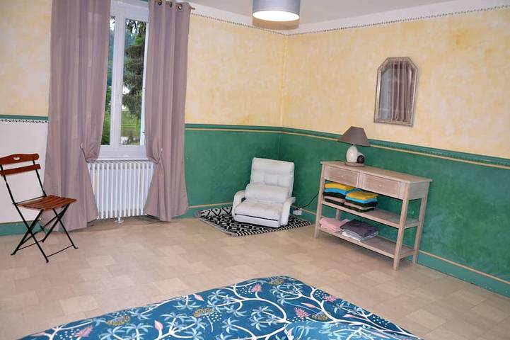 Location de vacances pour 5 personnes, avec jacuzzi à Chambon-sur-Voueize - 4