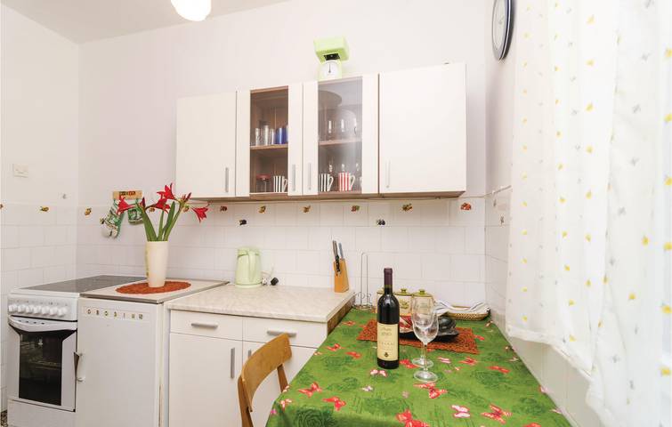 Ferienhaus für 4 Personen, mit Terrasse in Montenegro - 4