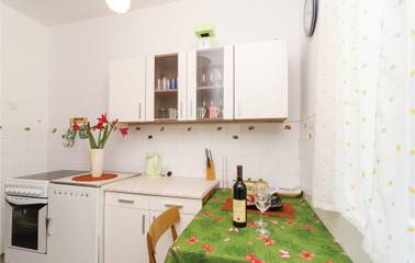 Resort per 4 Persone in Muo, Montenegro, Foto 3