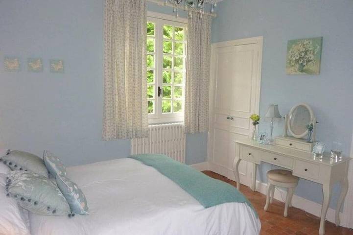 Location de vacances pour 14 personnes, avec jardin à Aubeterre-sur-Dronne - 4