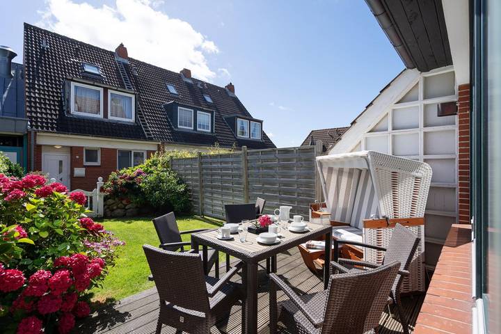 Schönes Haus für 6 Pers. mit Terrasse, Pkw-Stellplatz, Wlan. Haustiere erlaubt. in Westerland, Sylt (Gemeinde)