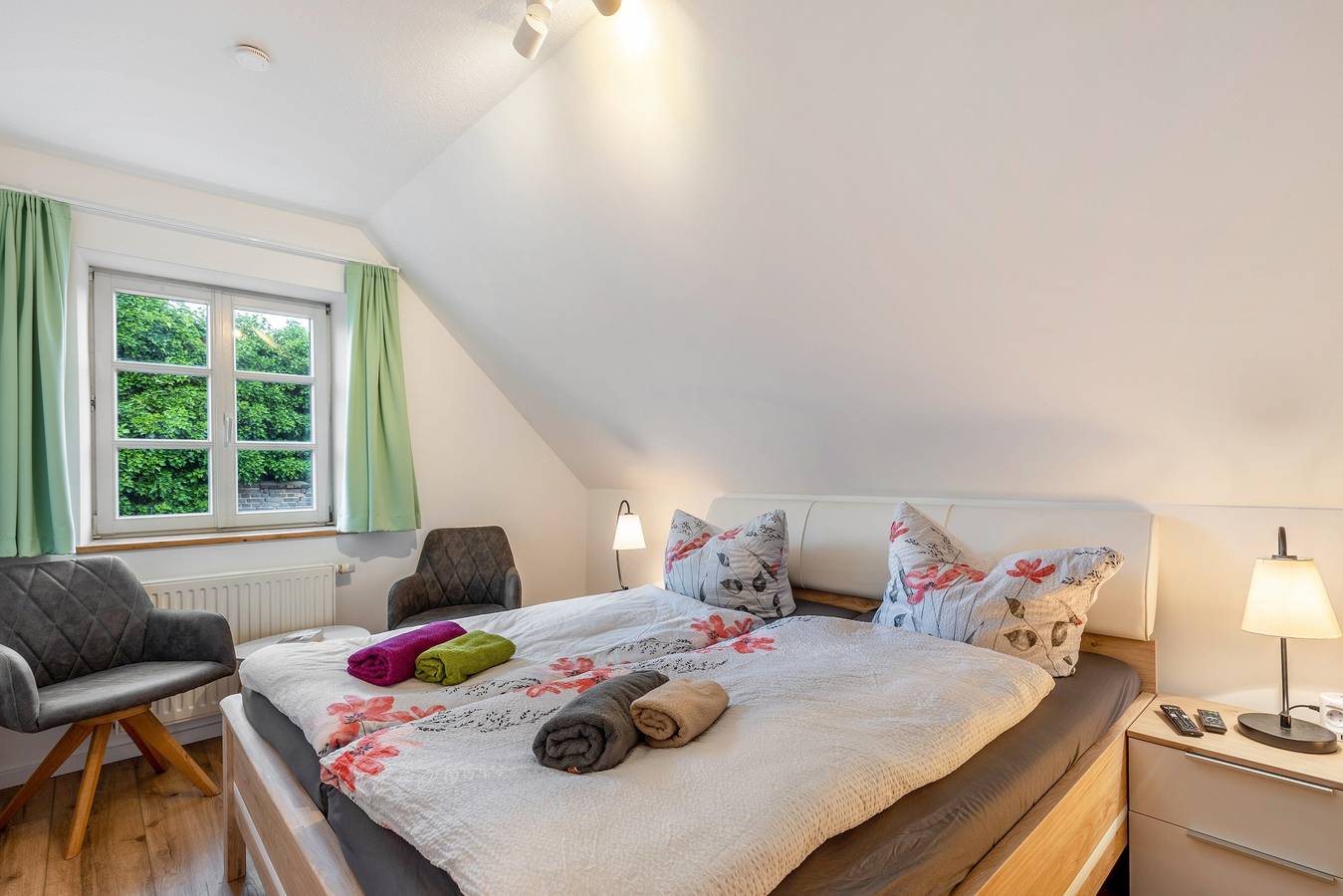 Ganze Wohnung, Apartment 'Ferienwohnung Zeitlos Wriezen 2' mit privater Terrasse, Garten & Wlan in Wriezen, Märkische Schweiz-Oderland