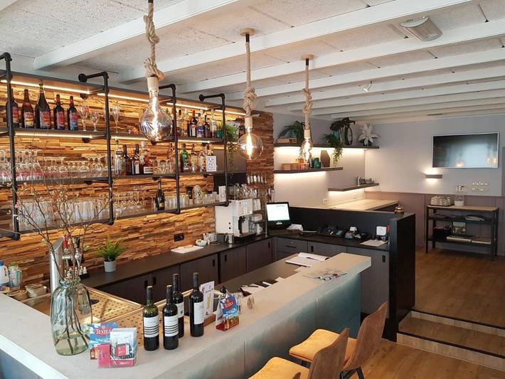 Hotel voor 2 personen, met Terras en Tuin in Hoorn