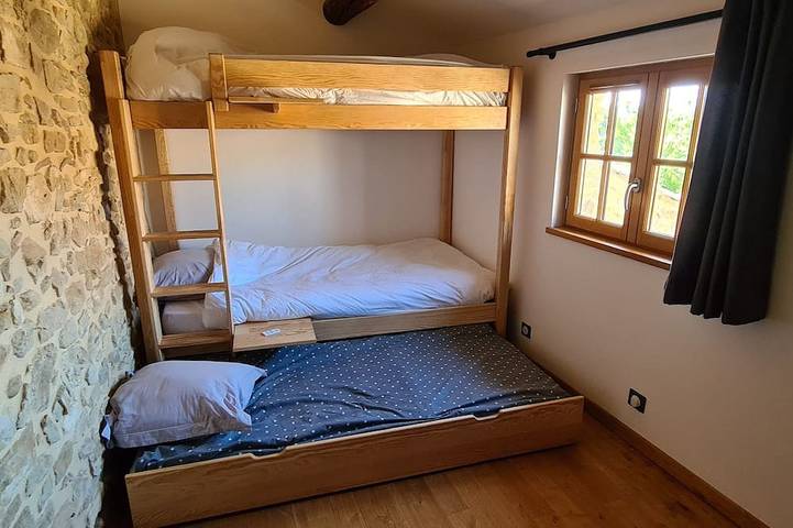 Gîte pour 6 personnes, avec jardin et balcon à Sabran - 3