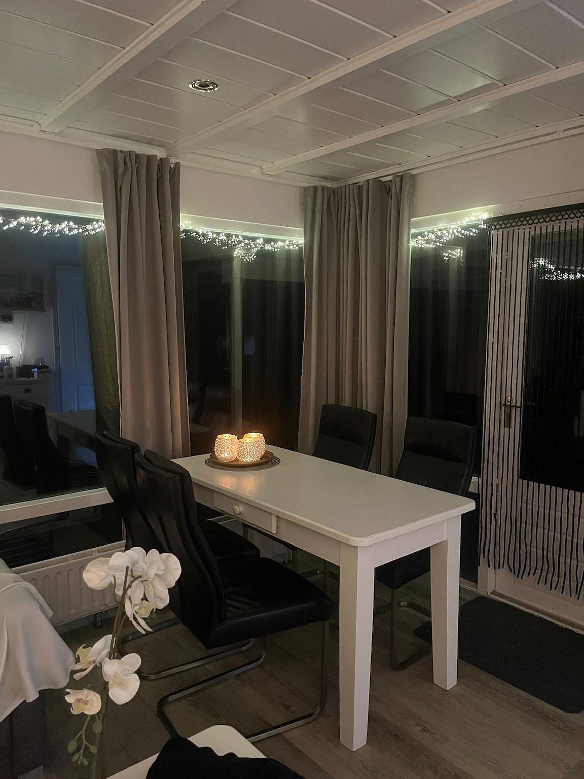 Ruhiges Ferienhaus uneinsehbarer großer Garten, komplett eingezäunt 1.60  m hoch in Sint Maartensvlotbrug, Noord-Holland - Nordseeküste