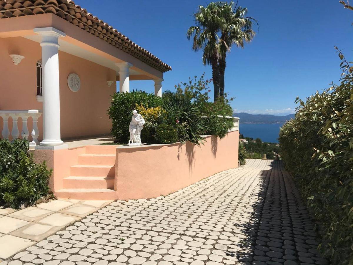 Goonie Lodge in Les Issambres, Roquebrune-sur-Argens