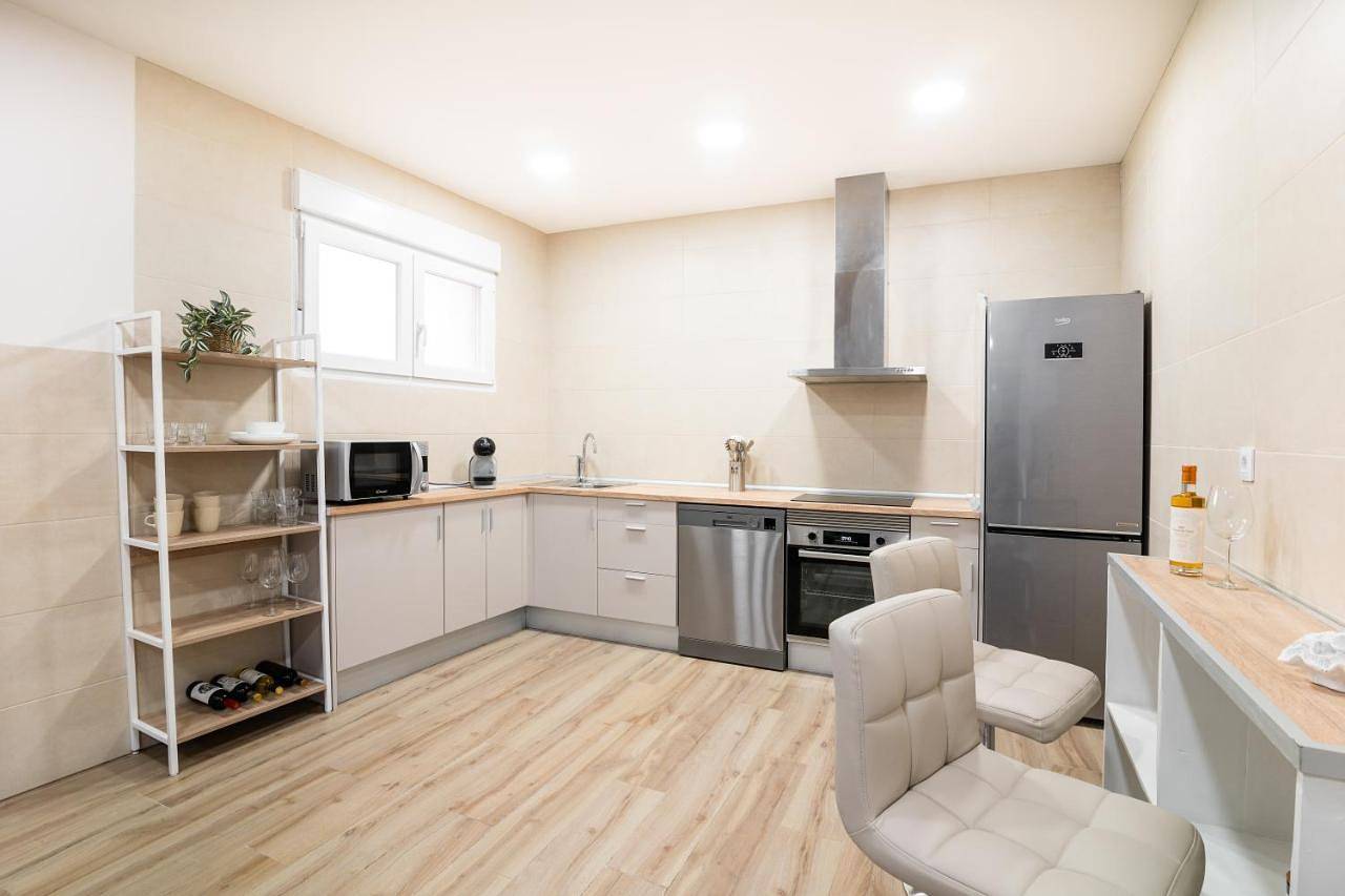 Four-Bedroom House in Valtierra, Province de Navarra