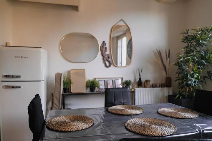 Gîte pour 2 personnes, avec terrasse et vue, animaux acceptés dans Office De Tourisme De Foix - 2