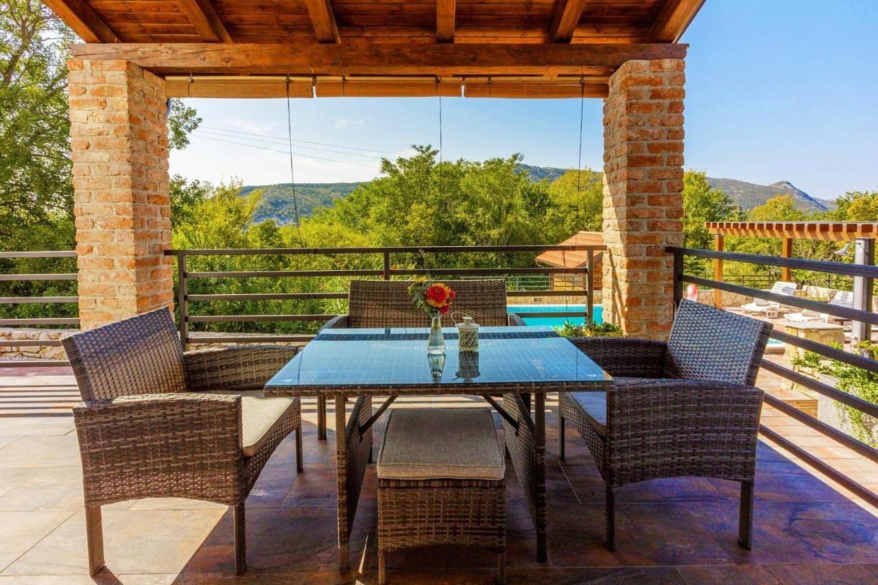 Four-Bedroom House in Grizane, Primorje-Gorski Kotar